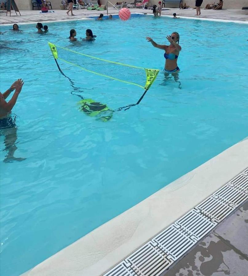 Vacances Familiales Dans Camping Avec Piscine Fréjus Eksteriør bilde