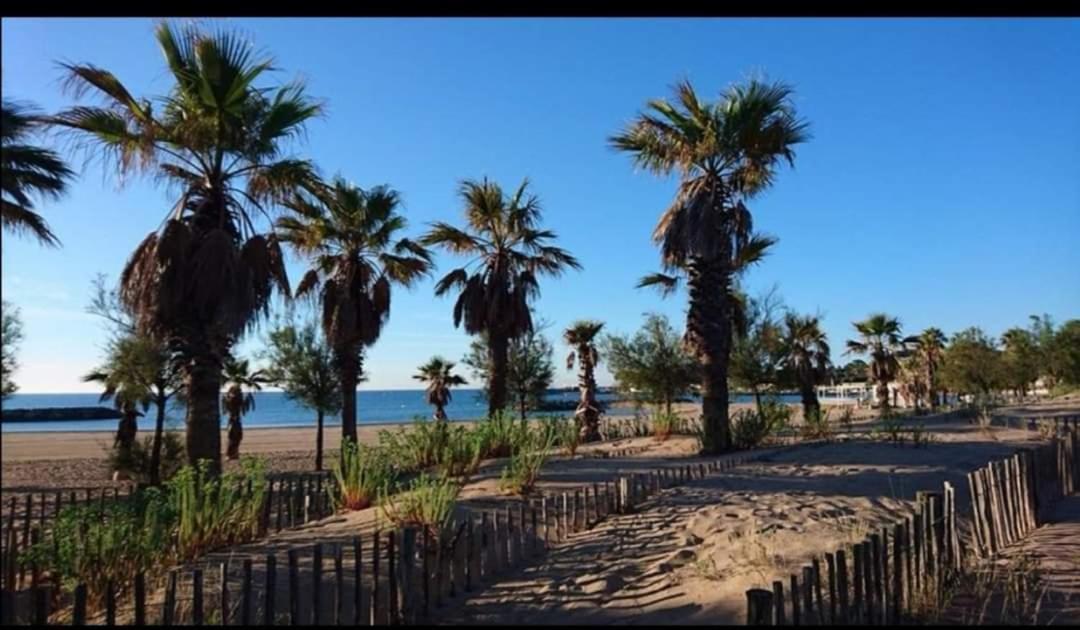 Vacances Familiales Dans Camping Avec Piscine Fréjus Eksteriør bilde