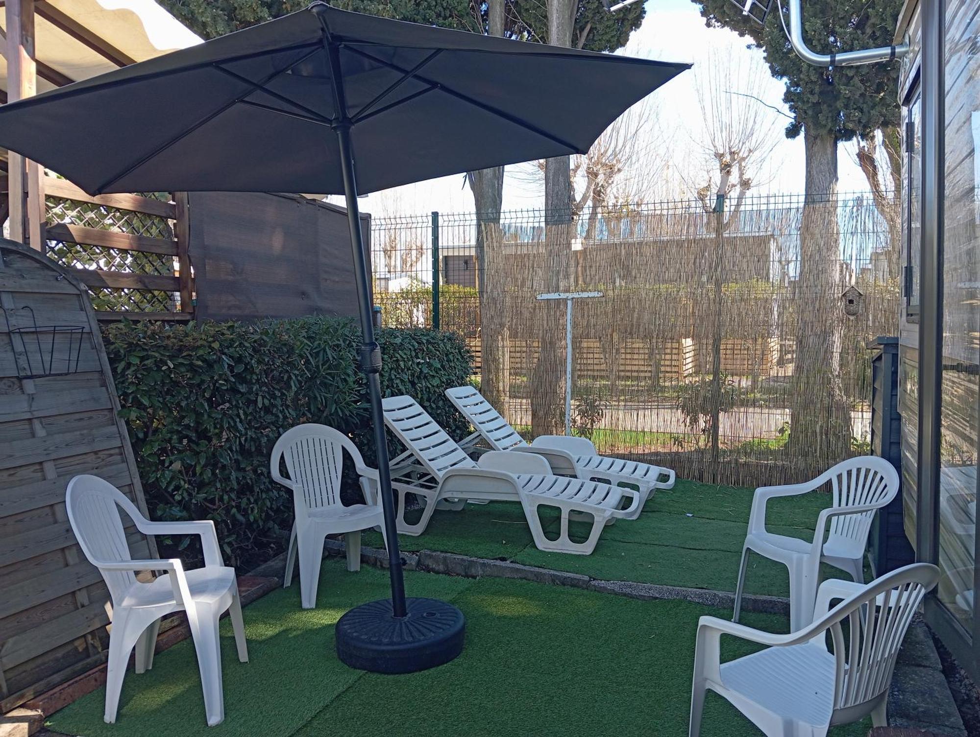 Vacances Familiales Dans Camping Avec Piscine Fréjus Rom bilde