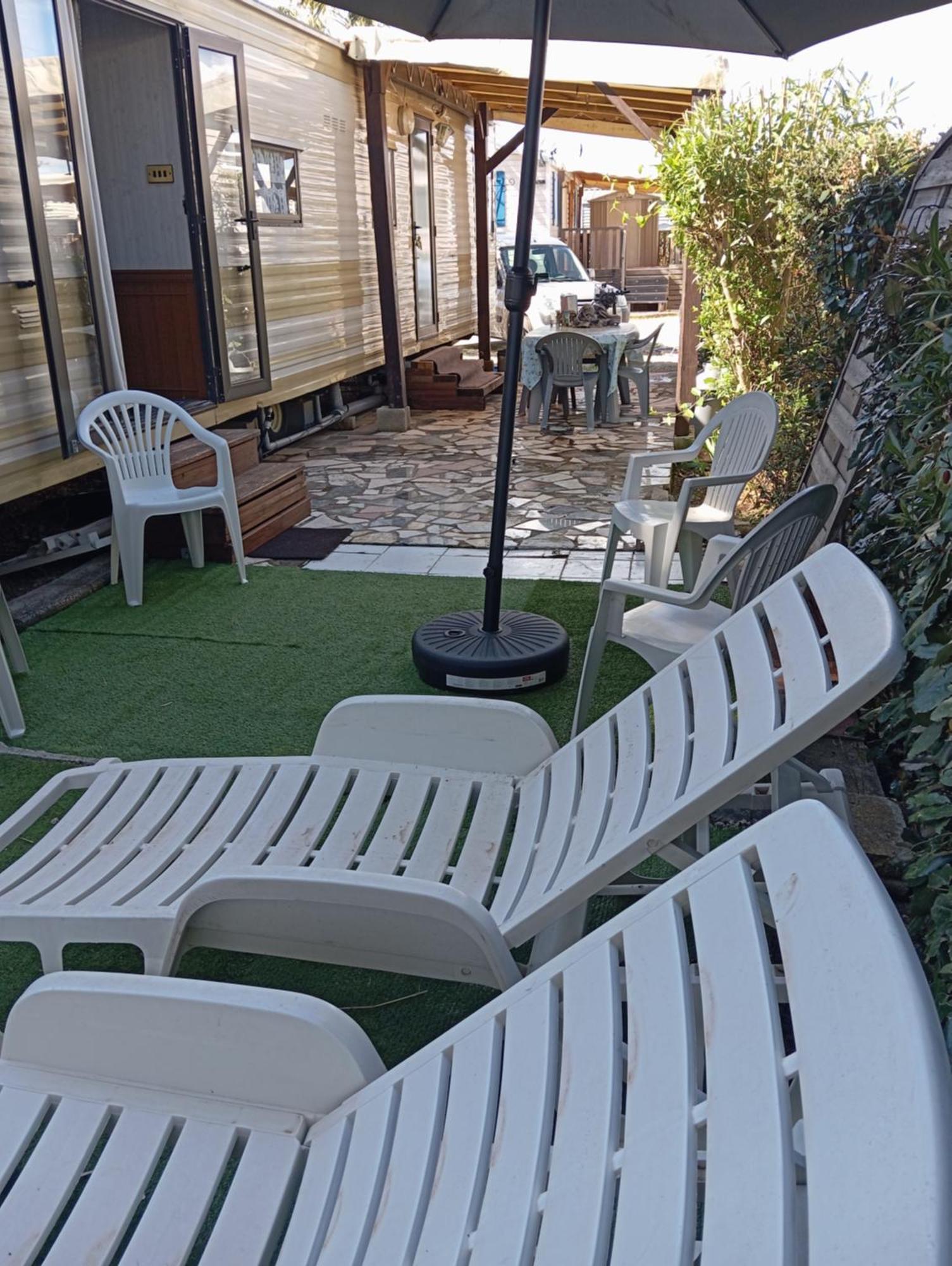 Vacances Familiales Dans Camping Avec Piscine Fréjus Rom bilde