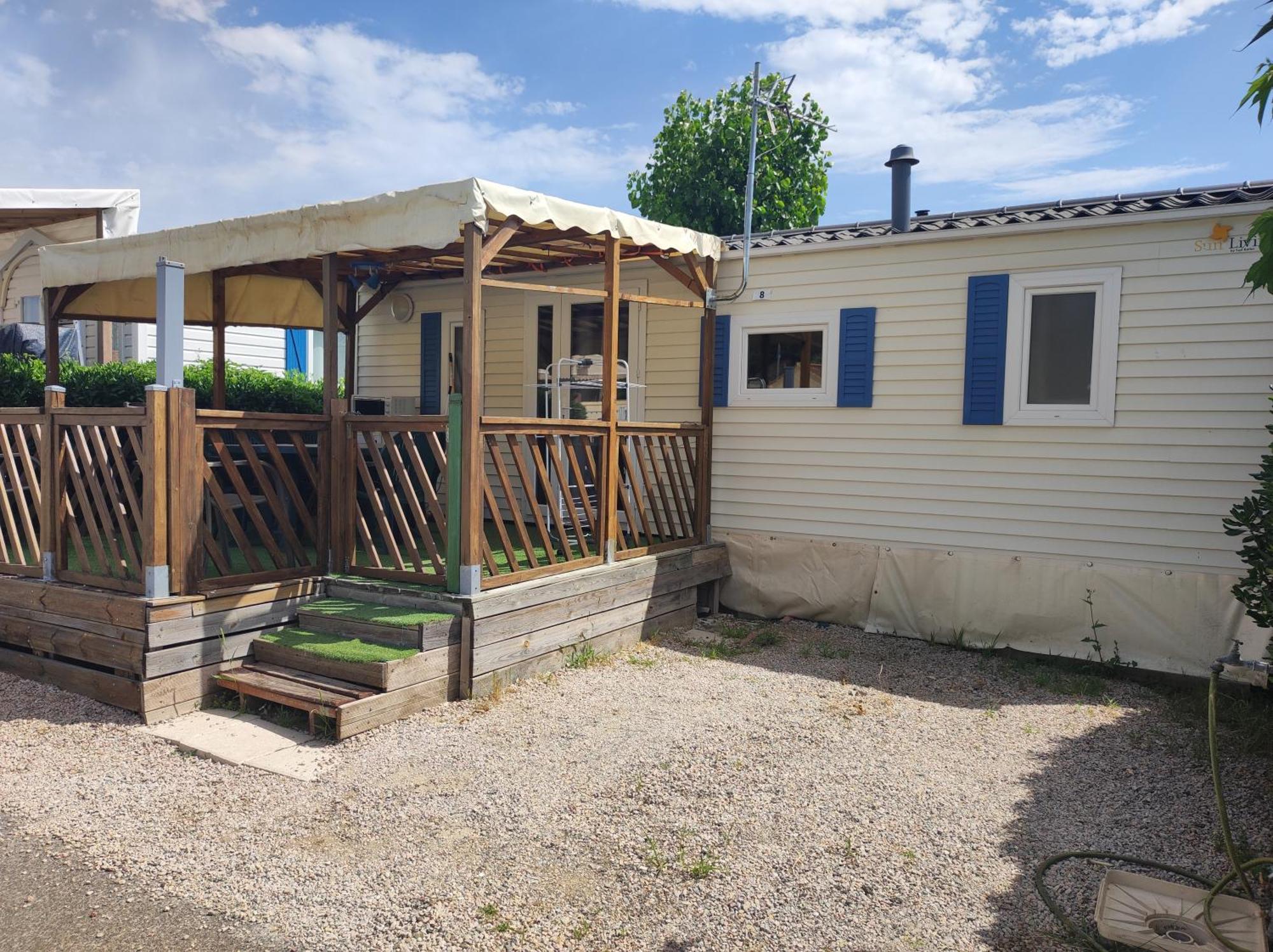 Vacances Familiales Dans Camping Avec Piscine Fréjus Rom bilde