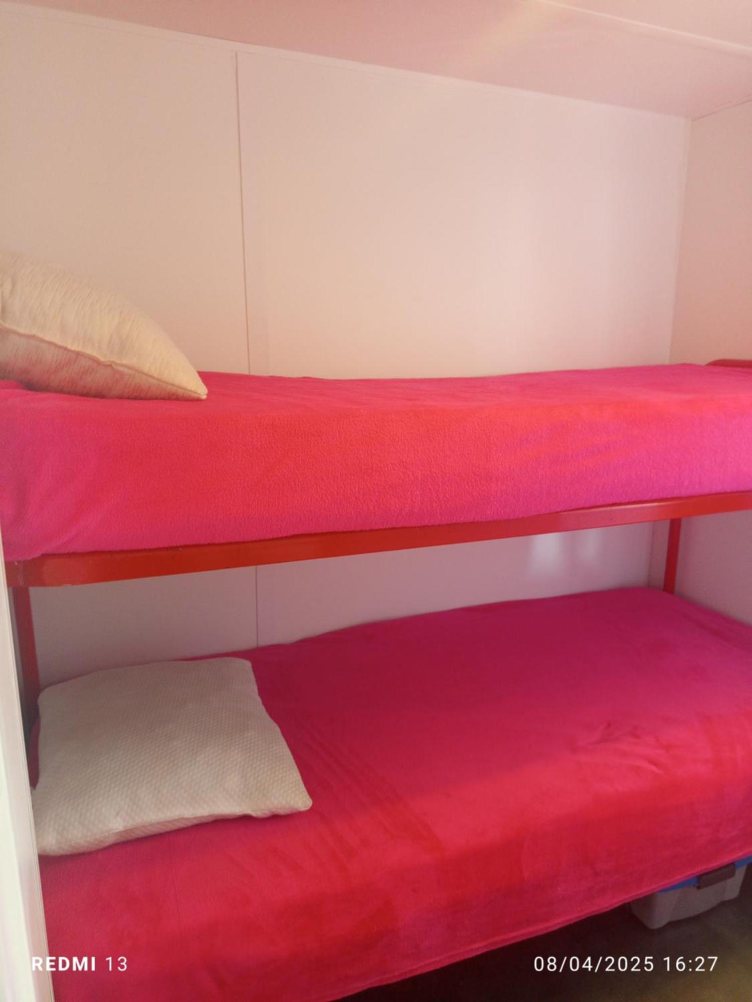 Vacances Familiales Dans Camping Avec Piscine Fréjus Rom bilde